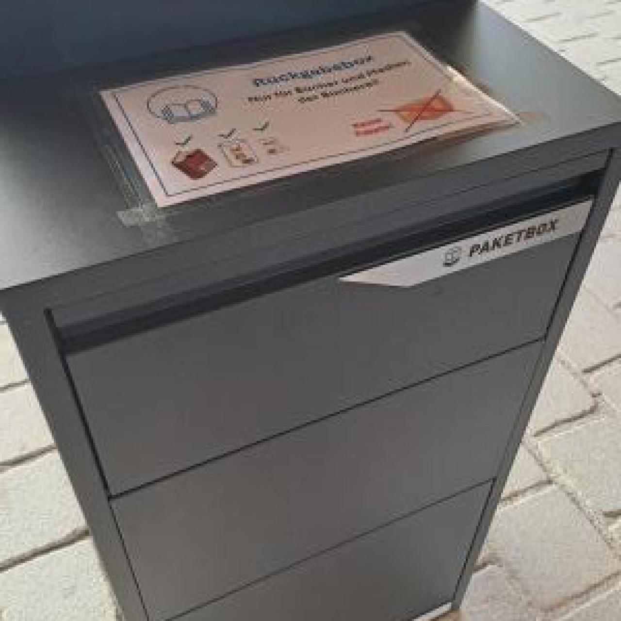 Bücherrückgabebox